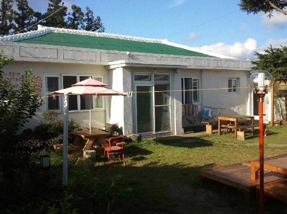 Sheelddi Pension Seogwipo Exteriör bild